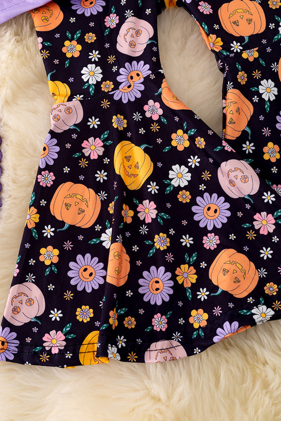 OFG41466 LOI: Coquette pumpkin printed top & bell bottoms.
