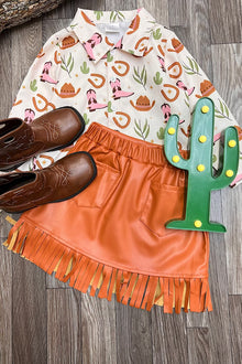  FAUX LEATHER FRINGE HEM SKIRT WITH STRETCHABLE WAIST BAND. DRG451122009-AMY